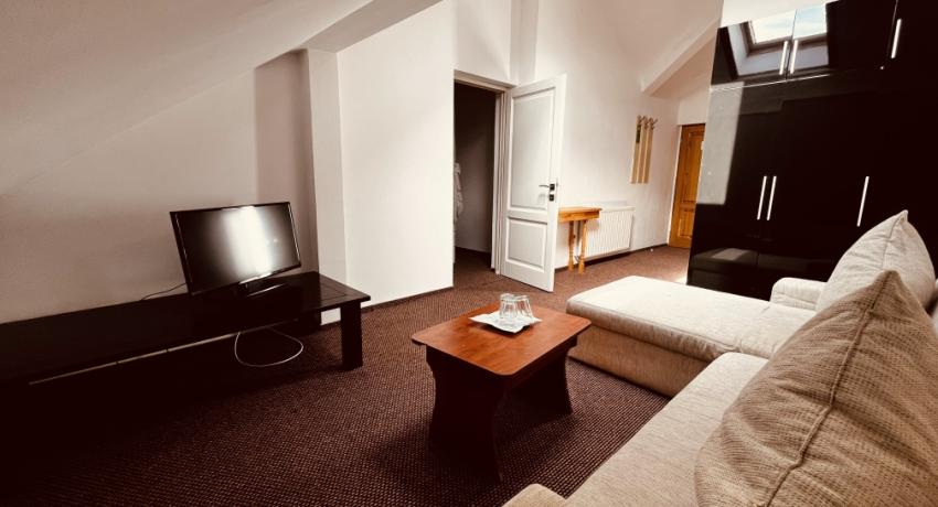 Apartament la mansarda